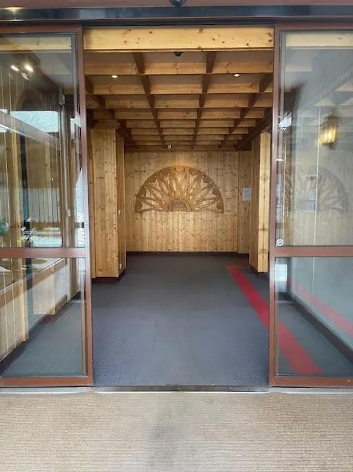 Apartment Studio Centre Station Avec Balcon - Ideal Couple Ou Famille De 4 Val-d'Isere